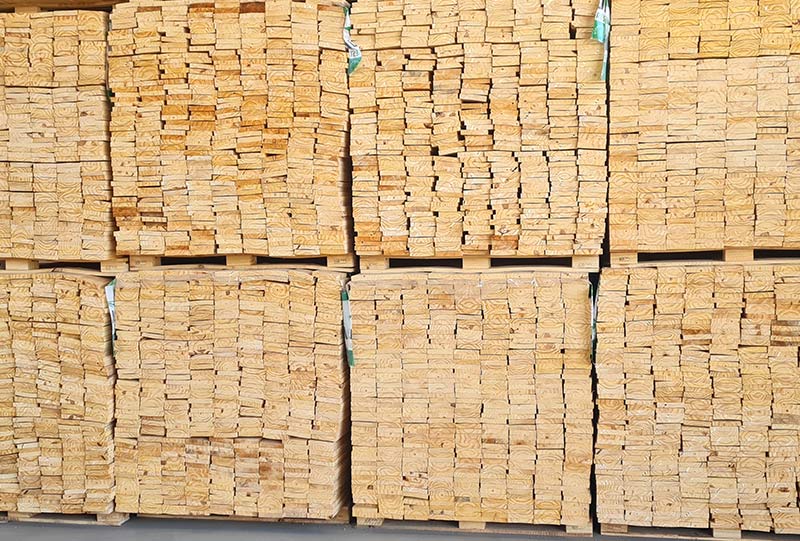 MAICURU PINE sawn pallets